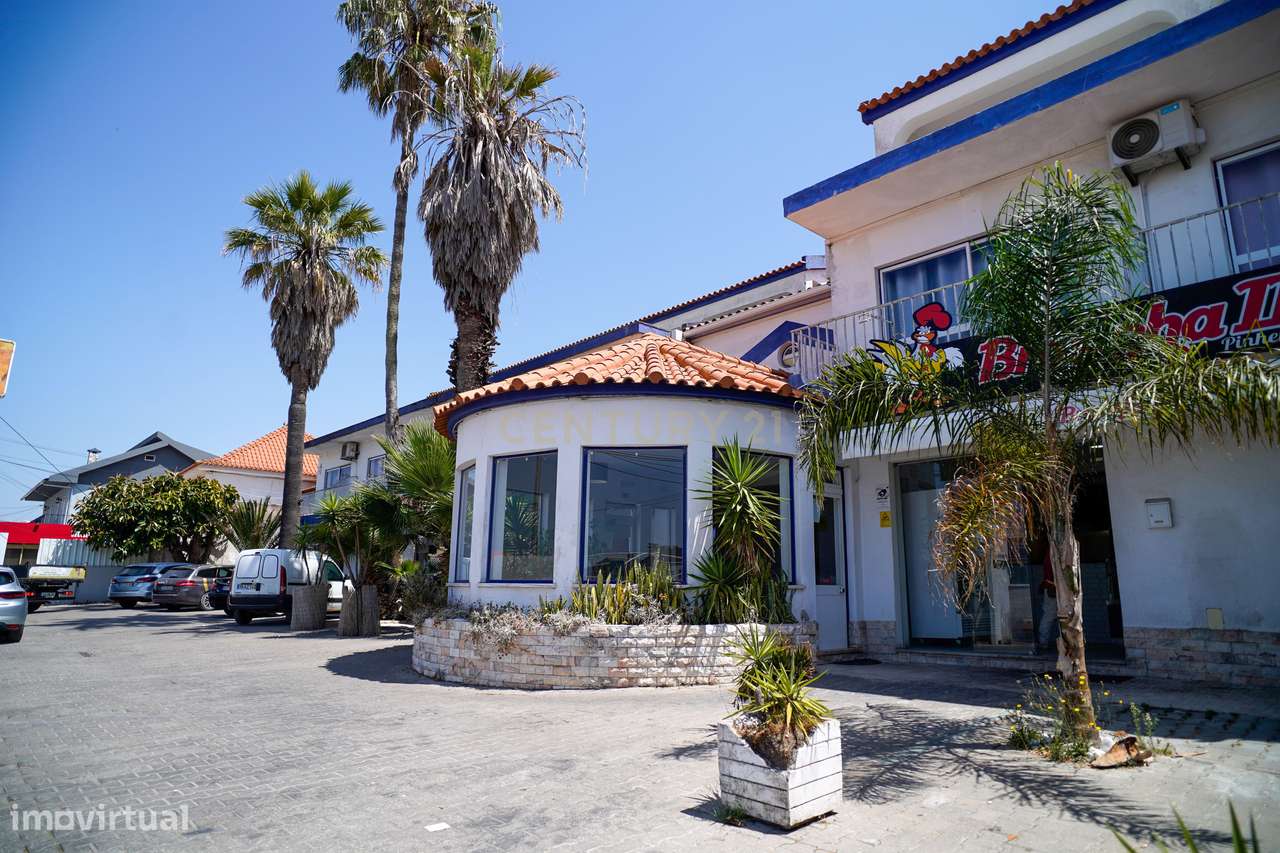 Oportunidade Única Residencial na Charneca da Caparica - Grande imagem: 5/36