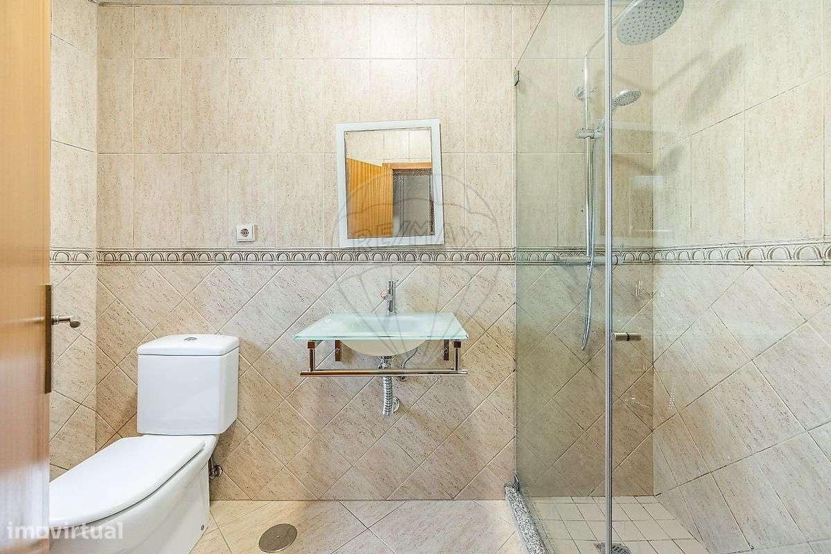 Apartamento T4 para venda-23