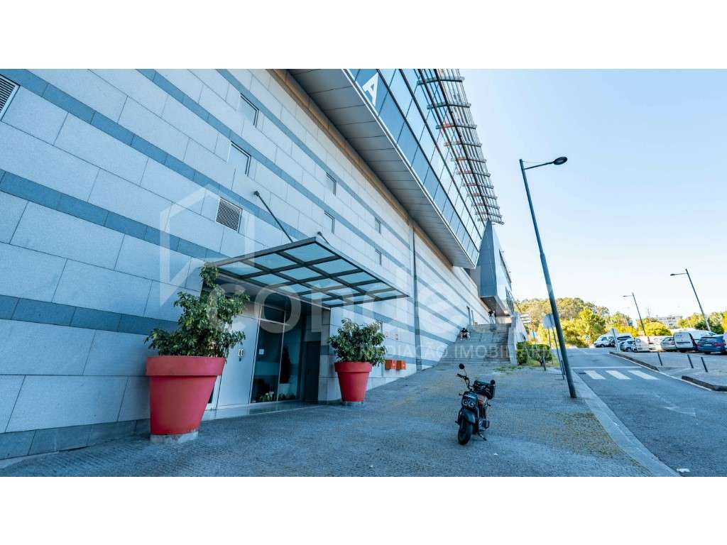 Apartamento T0 para venda junto ao estádio do Dragão-23