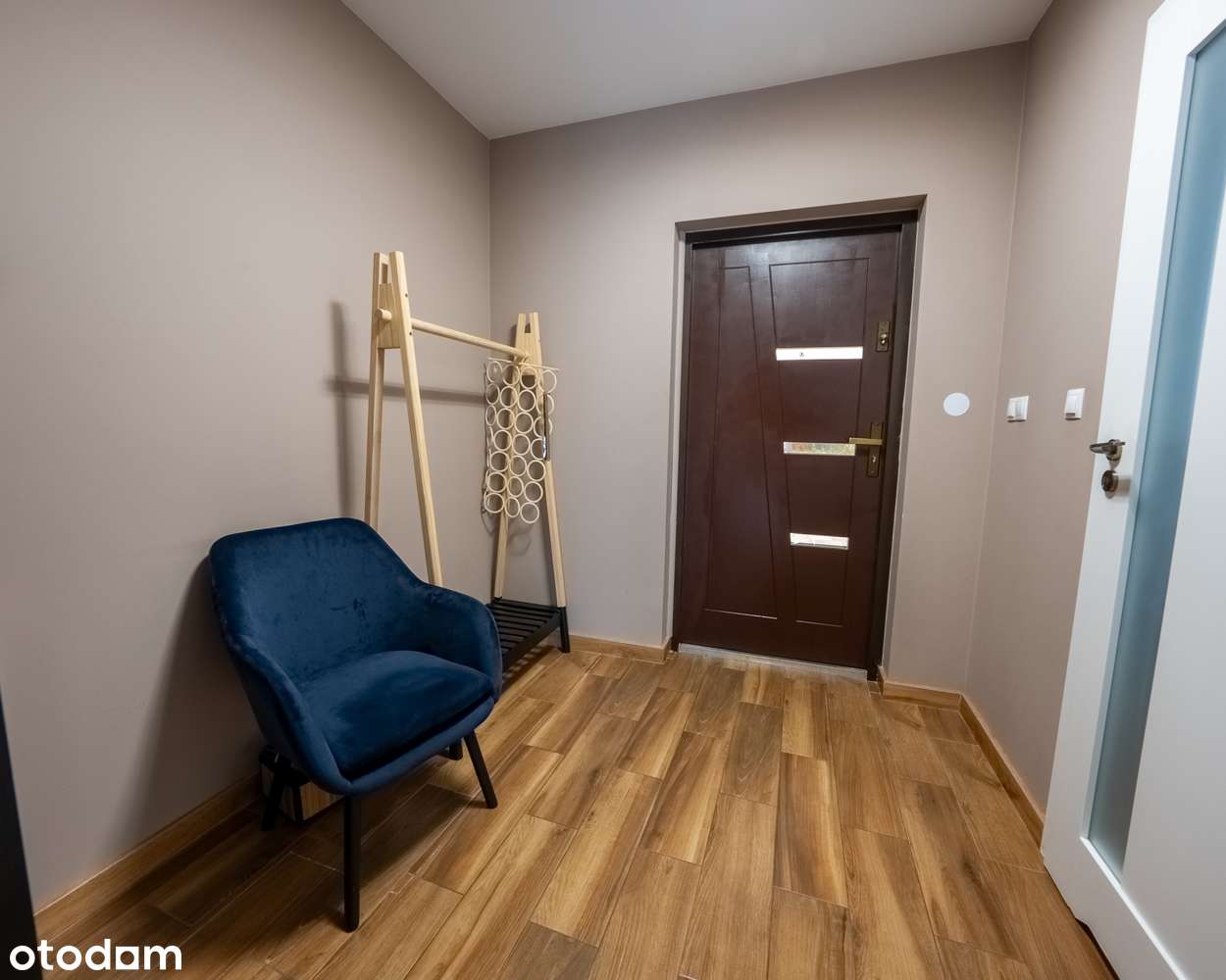 Parterowy dom wolnostojący w cichej okolicy  / 124,23m2/ 1250 działka-8