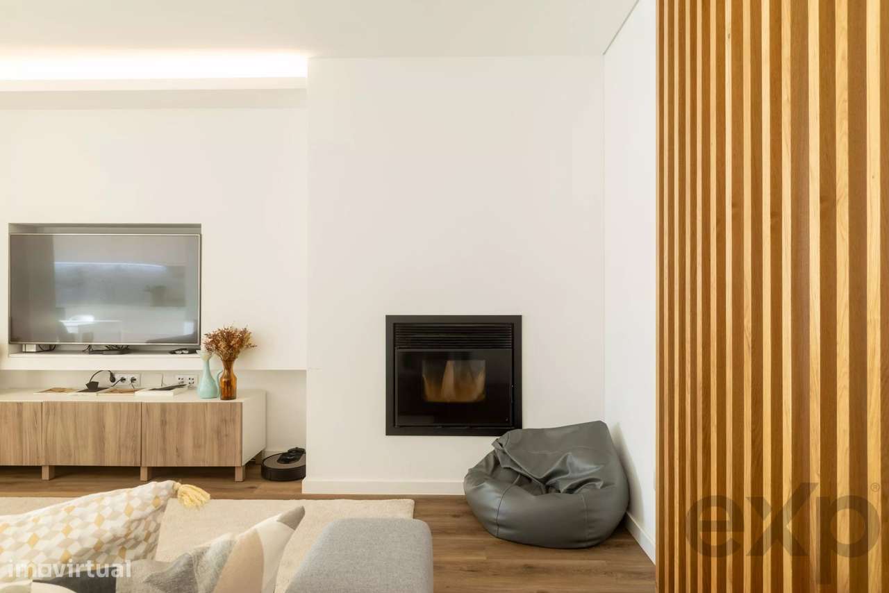 Moradia T3 Moderna com Espaço Exterior e Excelente Localização — Leça - Grande imagem: 4/25
