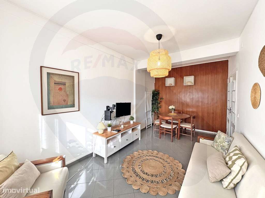Apartamento T2+1 com Varanda | Praia da Rocha Portimão-5