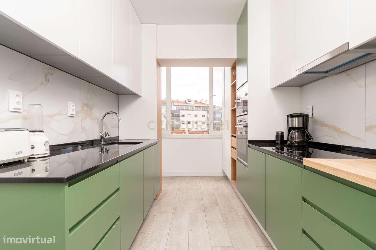 Apartamento T2 Mobilado no Centro de Almada – Excelente Localização-12