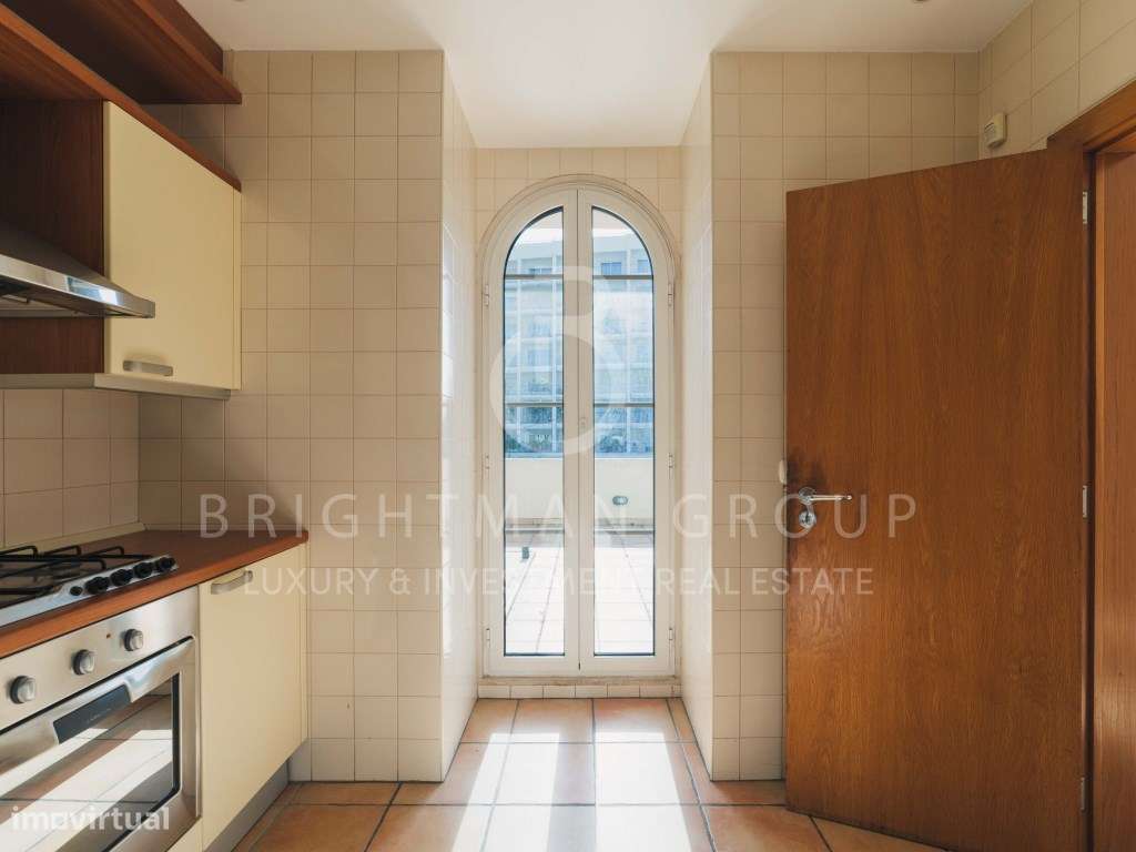 Apartamento T1 no coração do Monte Estoril-7