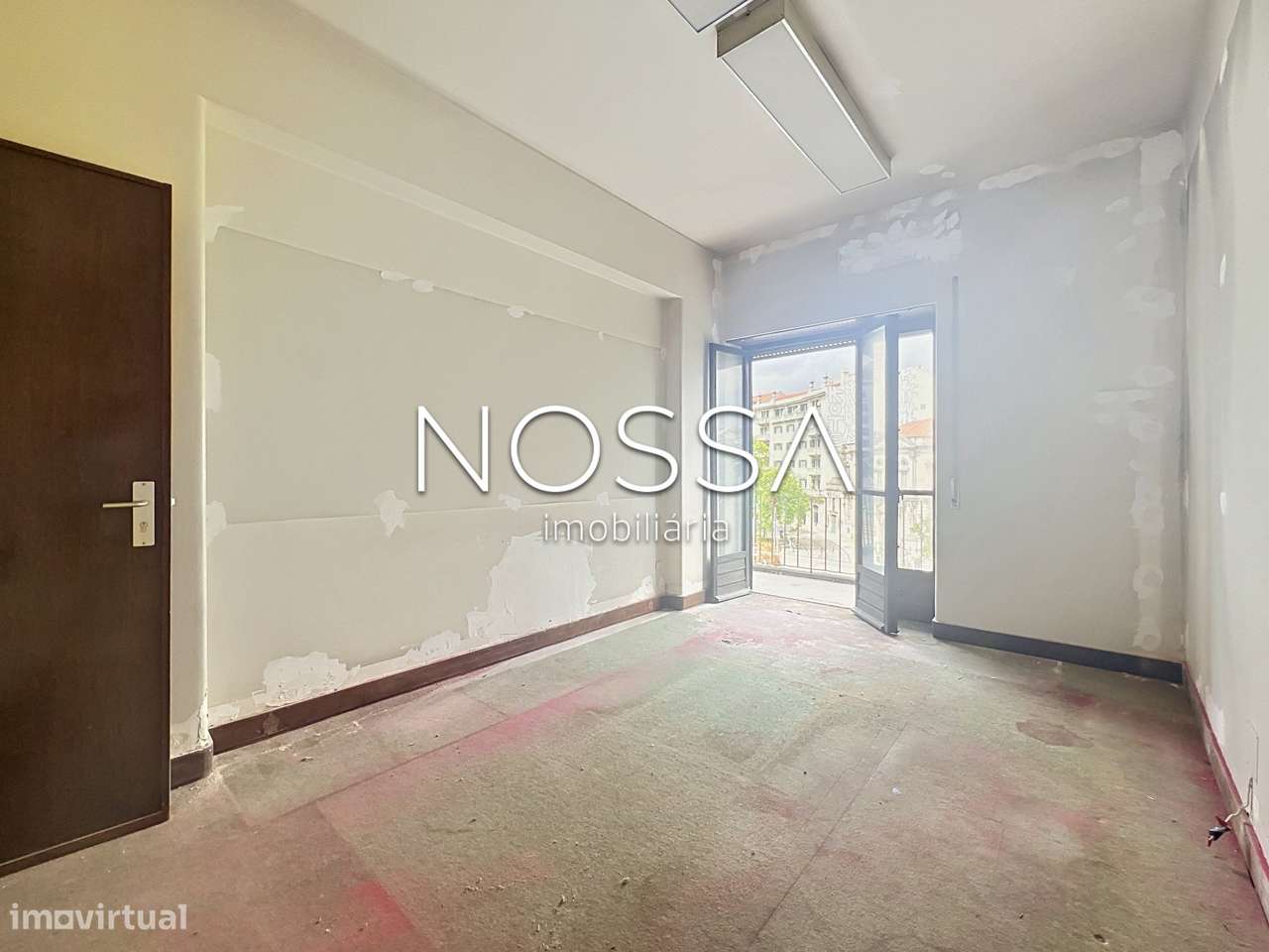 Escritório | 195m2 | Av. República-39