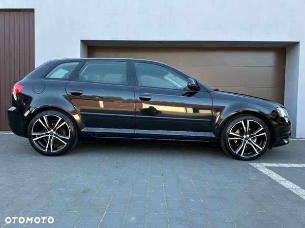 Audi A3 2.0 TDI Sportback DPF Ambition - 1