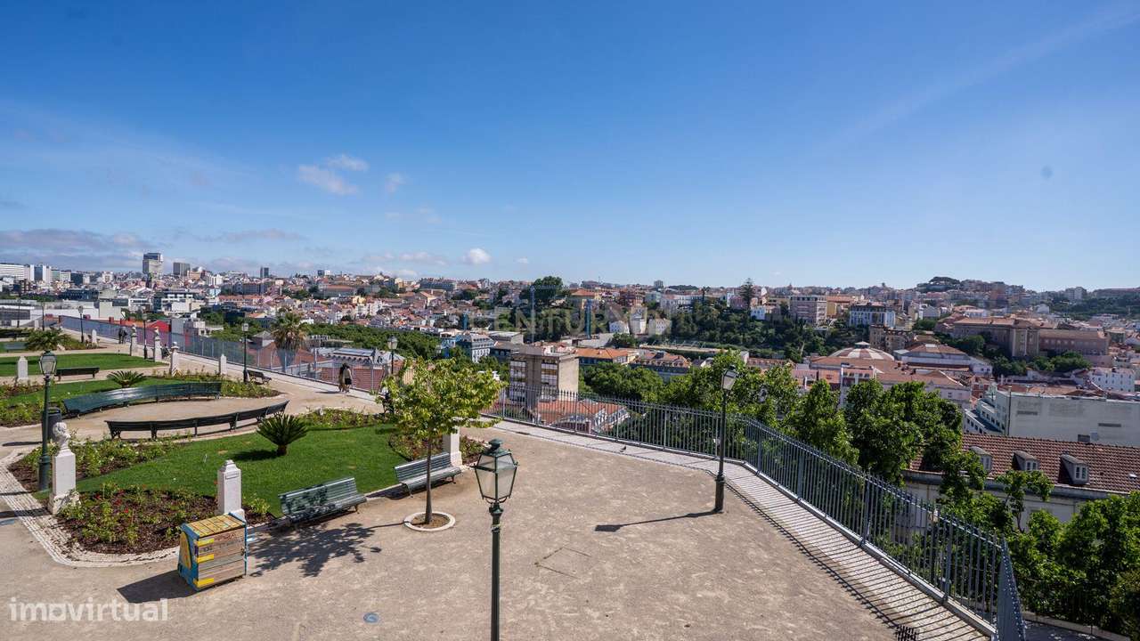 Apartamento T2 no Bairro Alto-19