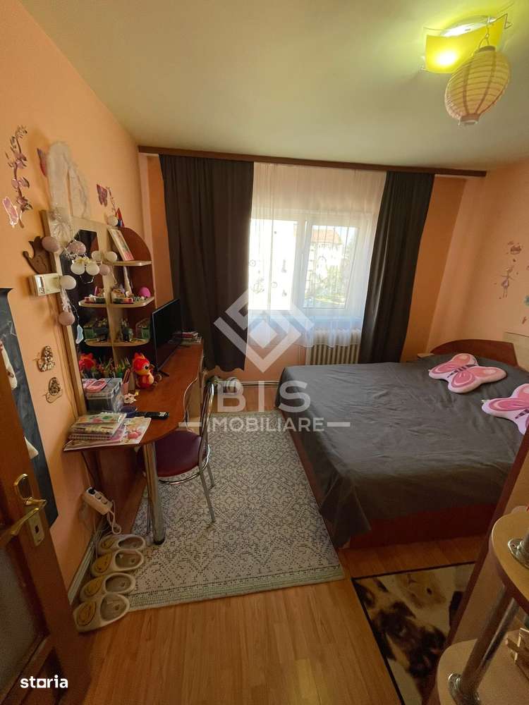 Apartament decomandat etj 3-7