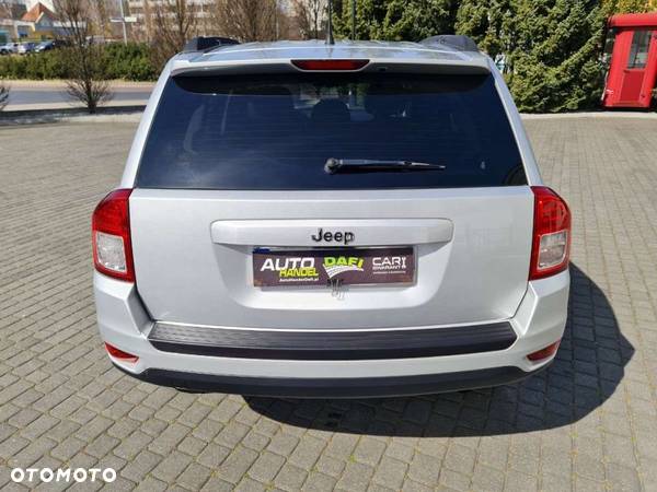 Jeep Compass 2.0 4x2 Limited - 27