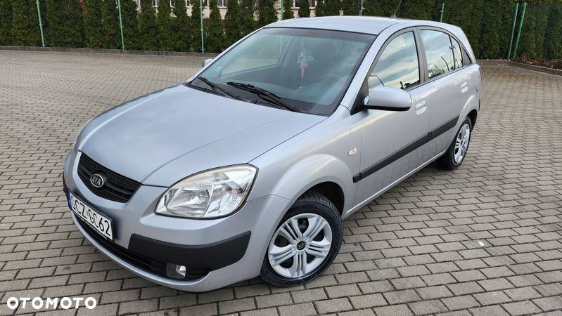 Kia Rio 1.4 / City - 11