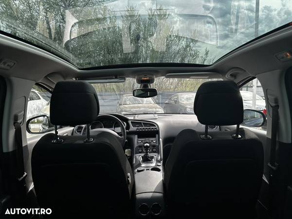 Peugeot 3008 155 THP Premium - 38