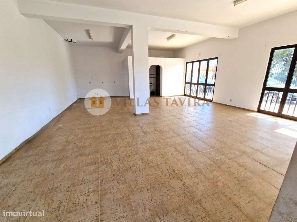 Espaço Comercial de 75 m² em Localização Estratégica em Vila Nova d... - Grande imagem: 2/37