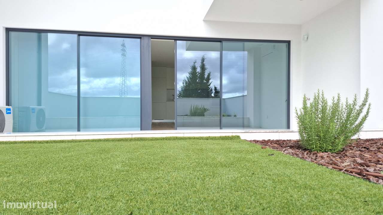 Apartamento T1 para arrendamento em Ribeirão- V. N. Famalicão - Grande imagem: 4/16