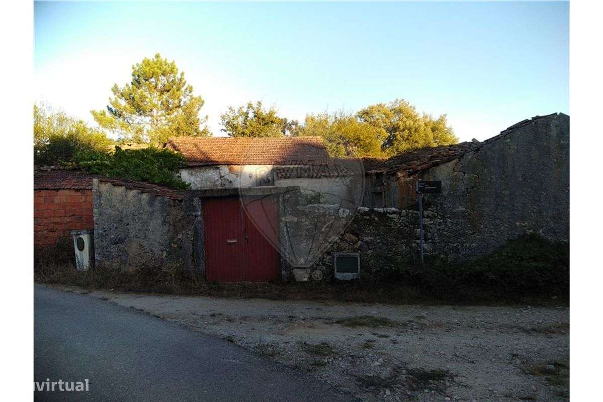 Moradia- T3 - Venda em Santiago da Guarda - Grande imagem: 4/5