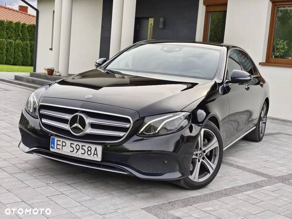 Mercedes-Benz Klasa E 220 d 9G-TRONIC - 25