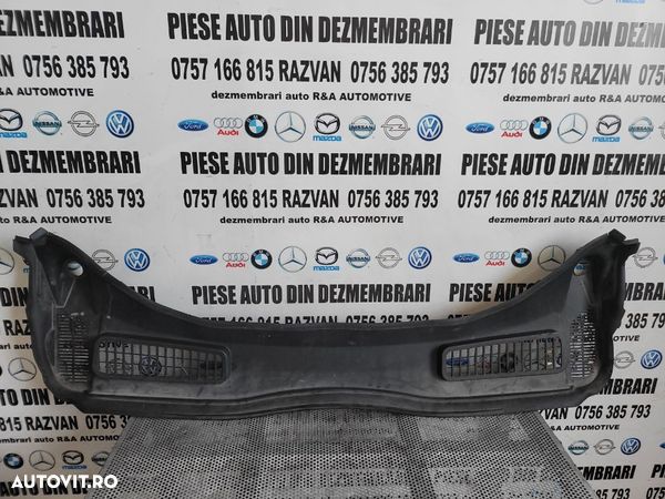 Grila Stergatoare Ford Kuga 2 II An 2014-2020 Volan Stanga Dezmembrez Ford Kuga 2 II 2.0 Tdci T7MA - 1