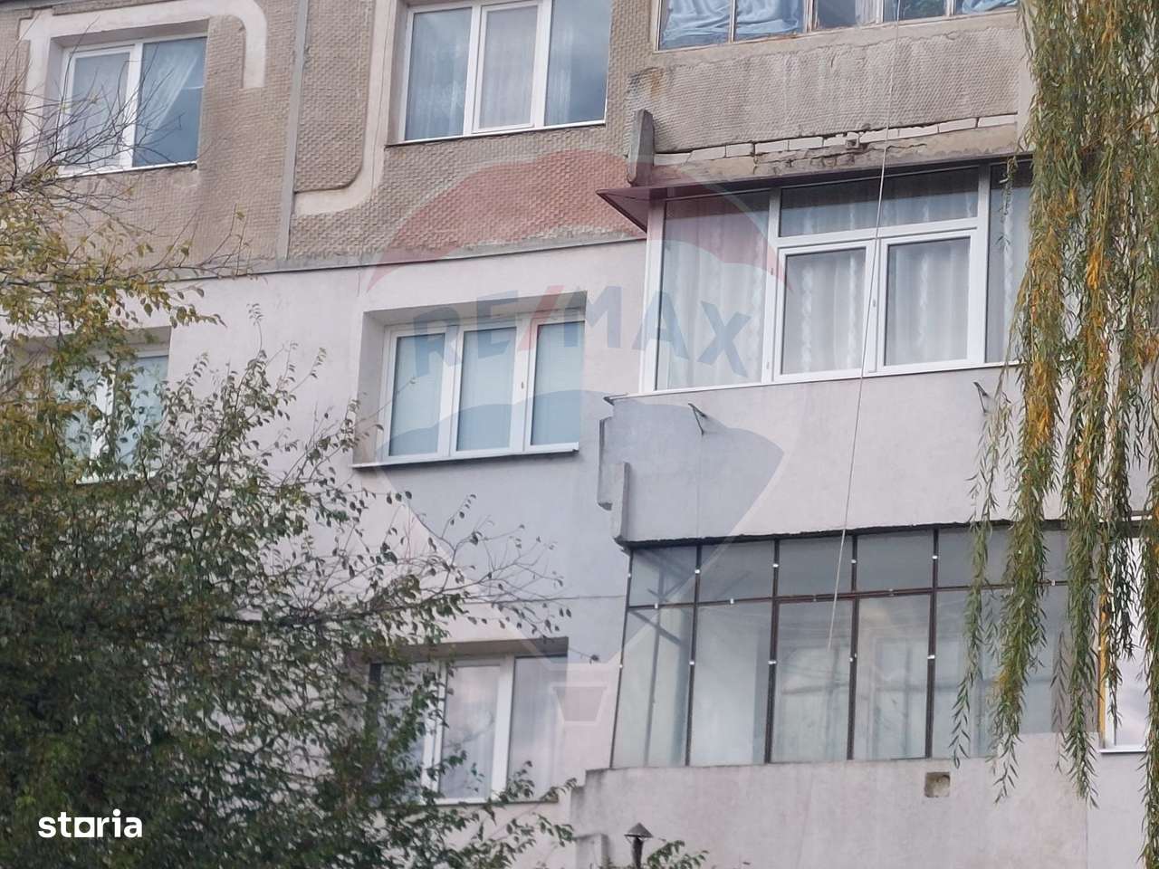 Apartament cu 3 camere de vanzare-9