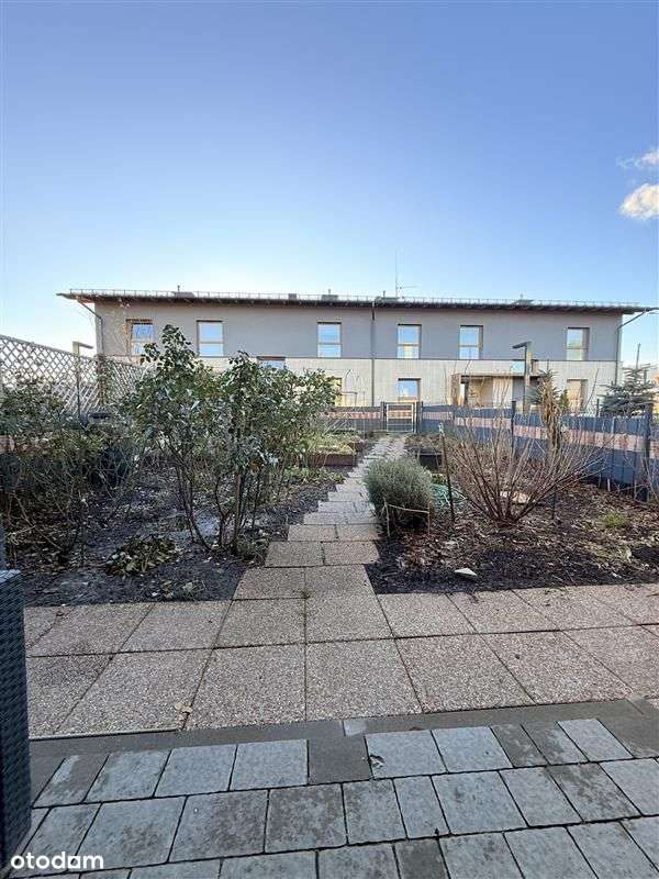 Komfortowe mieszkanie z ogródkiem-14