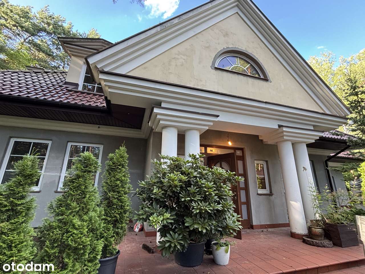 Elegancki dom z garażem na 3 samochody  i ogrodem, cicha okolica-14