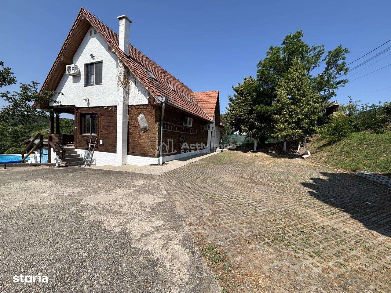 Proprietate de patrimoniu pe malul lacului Paleu - Teren 2.300 mp - pi - Imagine principală: 5/20