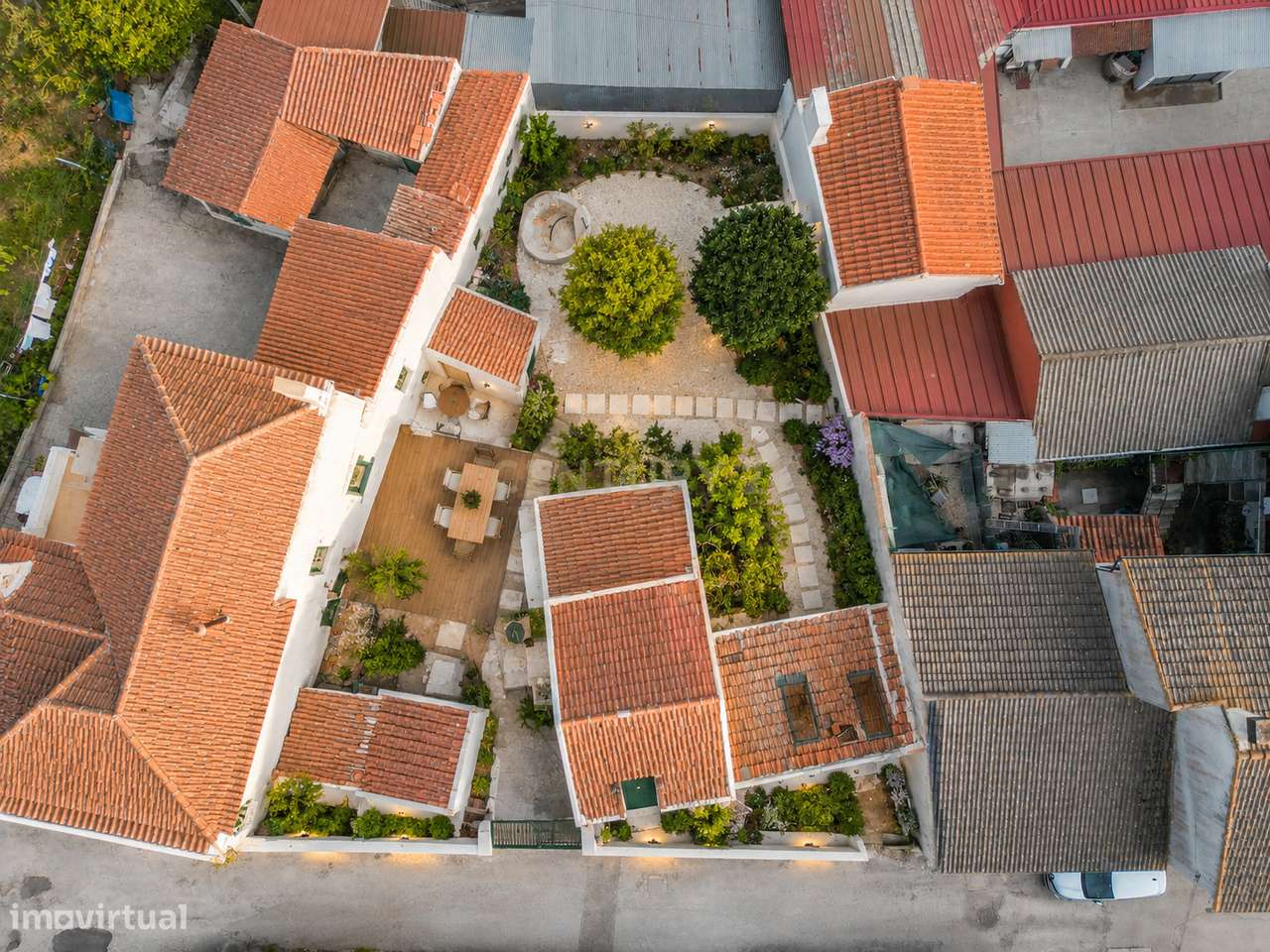 Moradia para recuperar com 250 m² em Vila Verde – Figueira da Foz-43