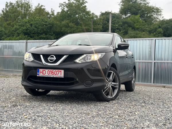 Nissan Qashqai 1.5 DCI Start/Stop N-Connecta - 1