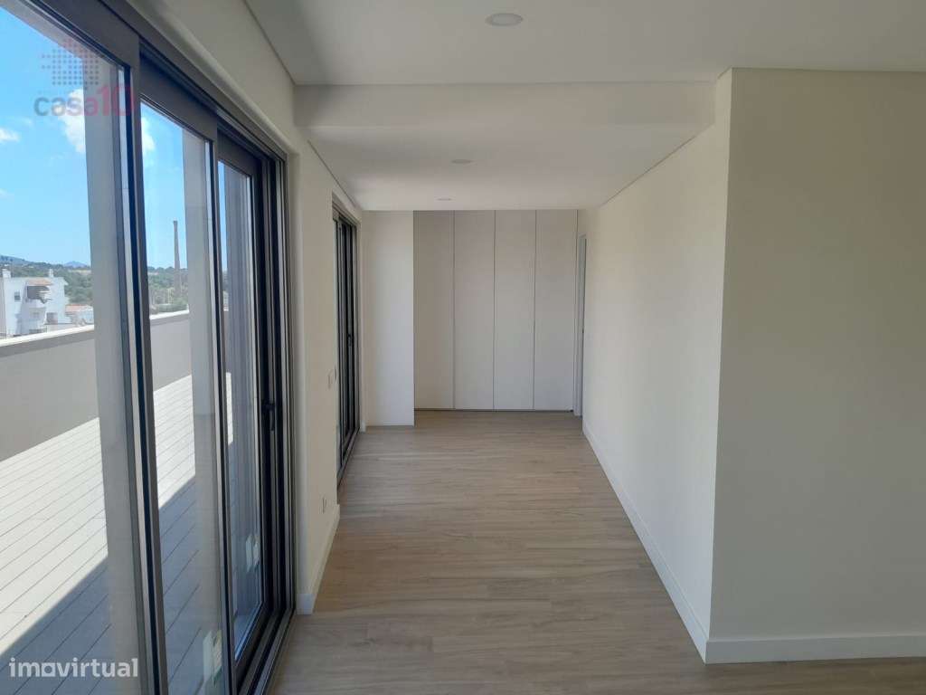 Apartamento T4 Duplex novo para venda em Almancil-17
