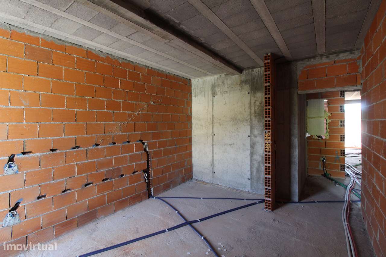 Apartamento Novo em Prédio Moderno – Vistas para o Rio-15