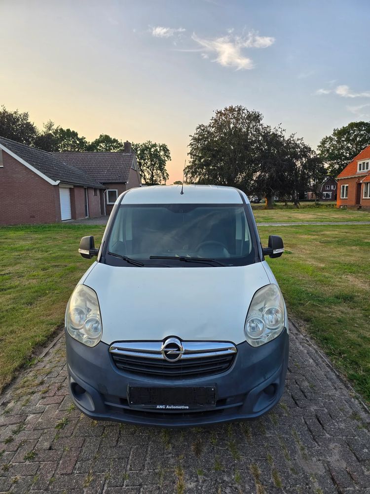 Opel Combo 1.3 CDTI L1H1 S&S Selection 2013