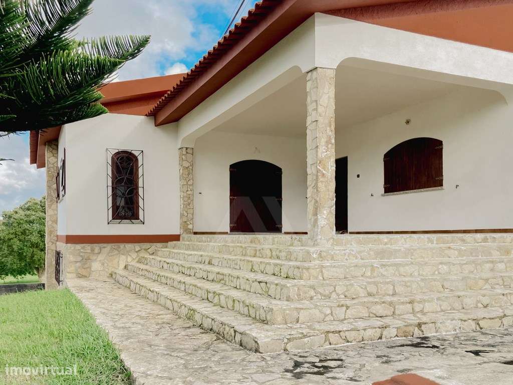 Moradia T3 com Armazém Independente em Óbidos - Grande imagem: 4/33