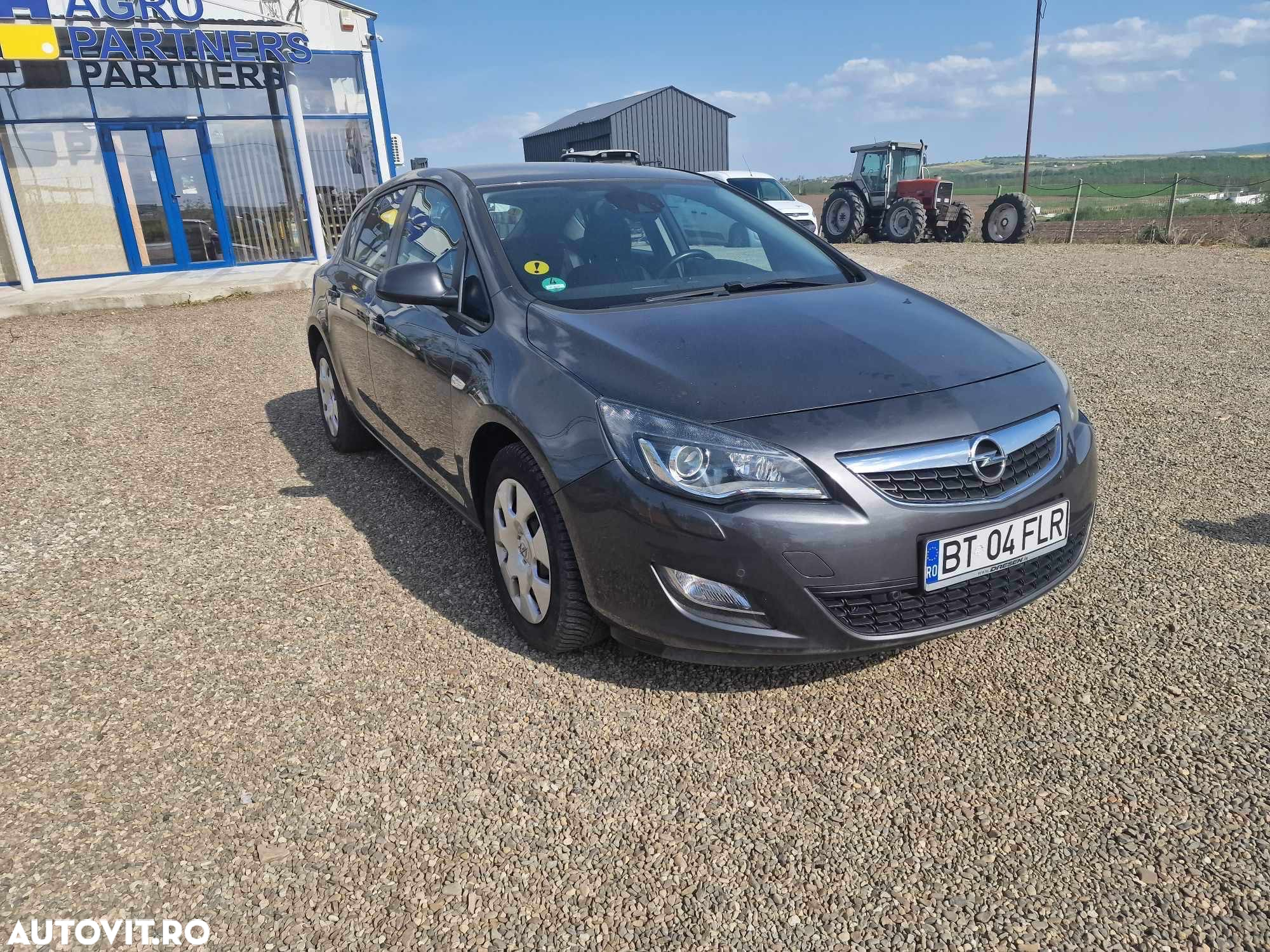 Opel Astra 1.3 CDTI Cosmo - 2