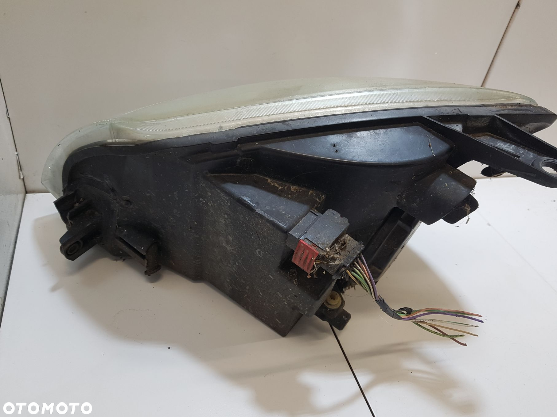 LAMPA PRAWA PRZEDNIA LIFT CITROEN BERLINGO - 6