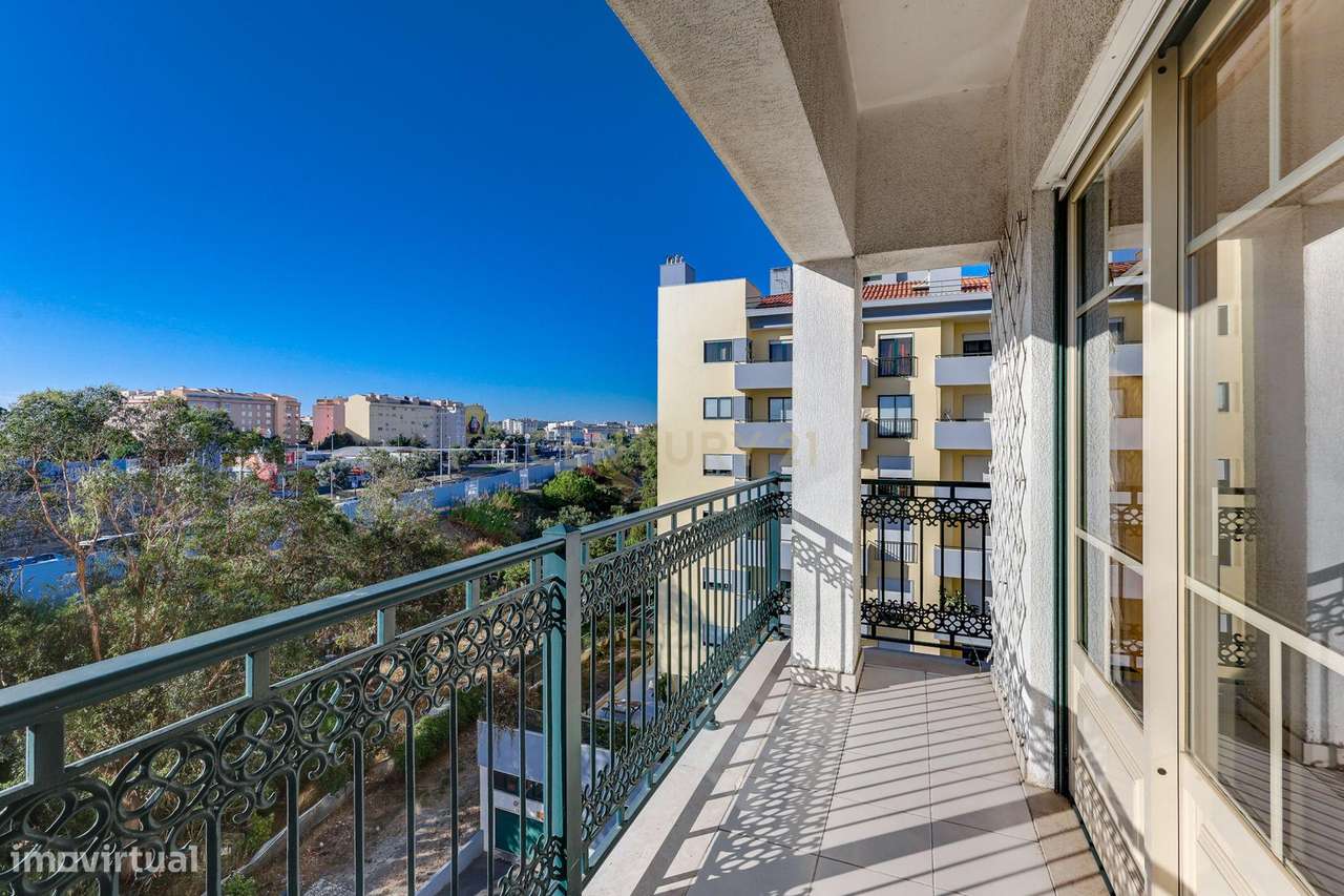 Magnífico Apartamento T3 em Telheiras – Rua Fernando Lopes Graça - Lis - Grande imagem: 2/34