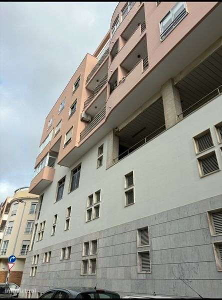 Lugar de Estacionamento - Rua Uniao Piedense ( Almada) - Grande imagem: 4/4