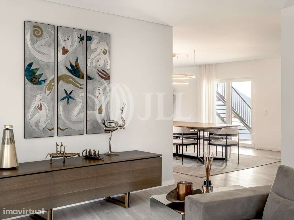 Moradia T4+2, com jardim e piscina, na Parede, Cascais - Grande imagem: 5/30