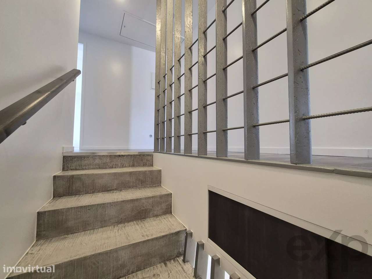 Casa nova, 2 quartos, amplo pátio, centro de Alvor-26