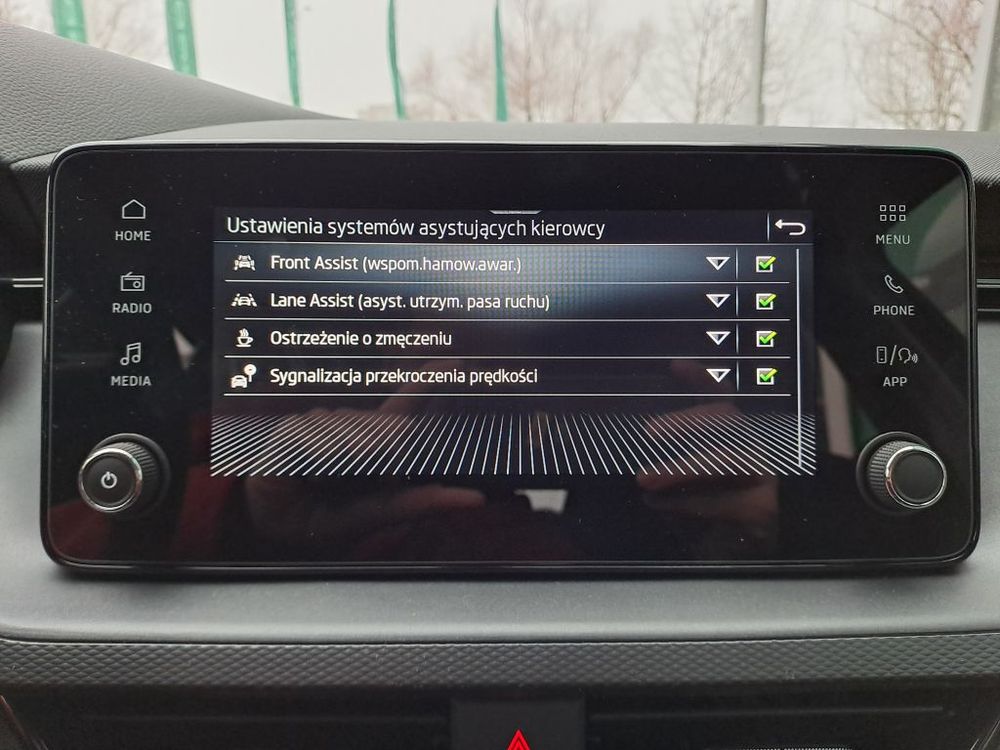 SKODA KAMIQ 1.0 TSI 95KM ESSENCE, produkcja 2026, dostępny od ręki