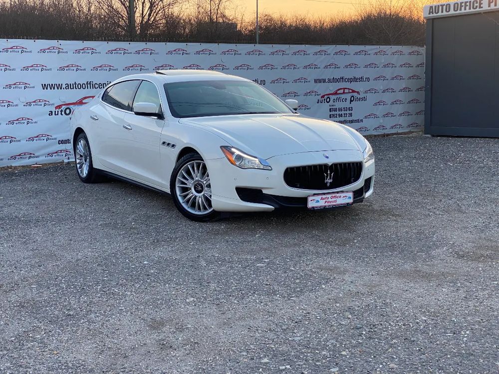 Maserati Quattroporte Petrol 410CP 2015 Foto 2