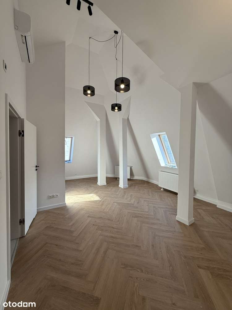 Kawalerka/Klimatyzacja/4,5m sufit/Kamienica winda-12