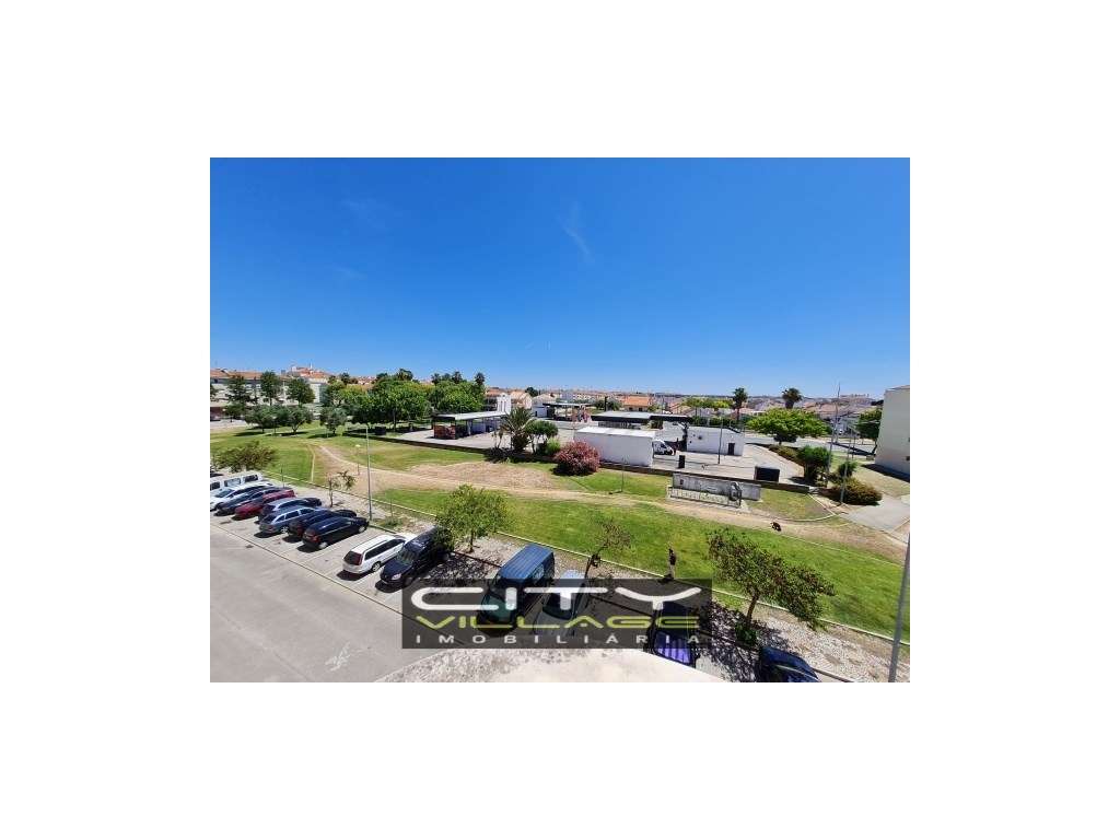 Apartamento T3 Zona Esteval Montijo-4