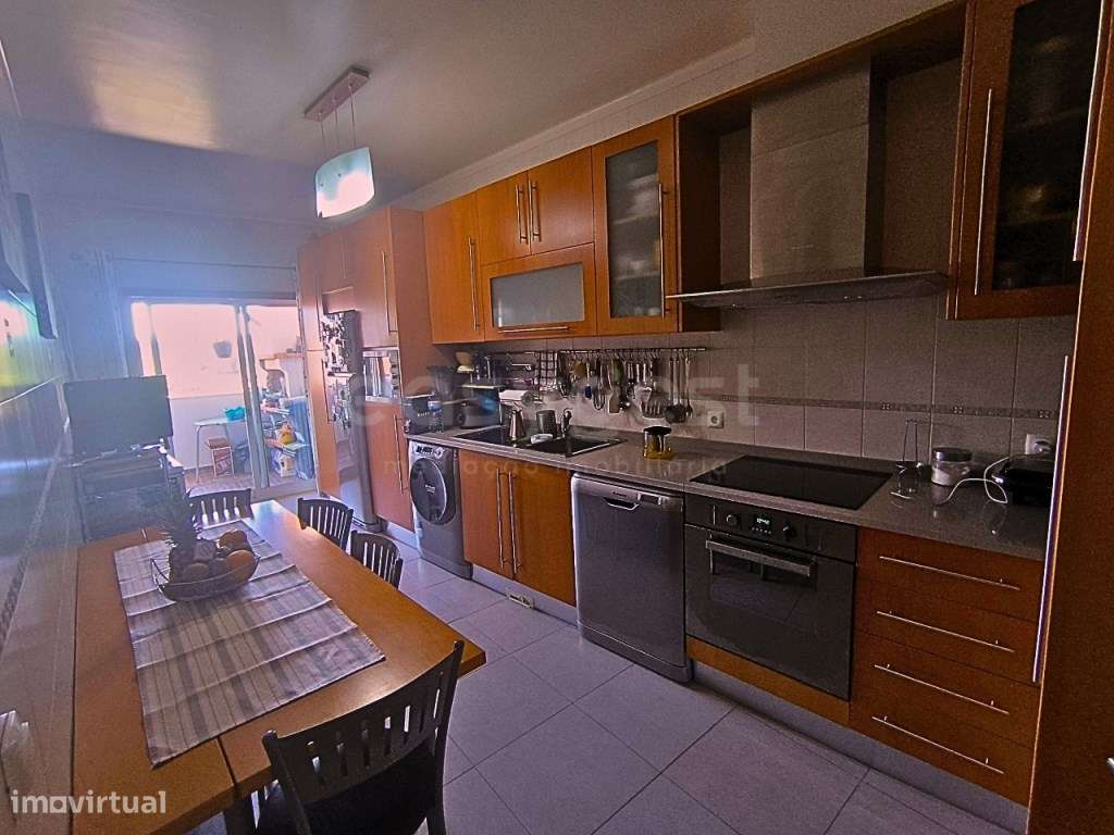 Apartamento T3+2 Duplex em excelente localização na cidade de Torre... - Grande imagem: 4/24