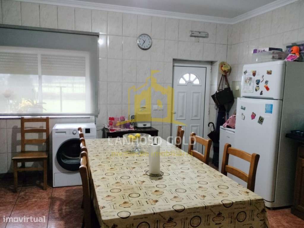 Andar - Moradia T3 com Excelente Exposição Solar na Póvoa de Lanhoso - Grande imagem: 3/18