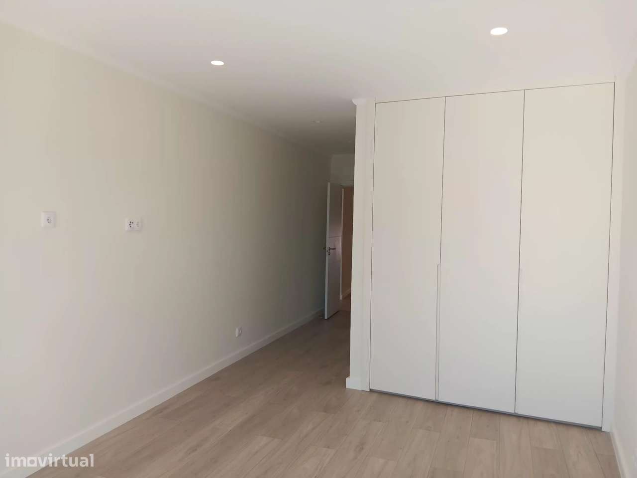 Fantástico Apartamento T4 , com acabamentos de luxo .-14