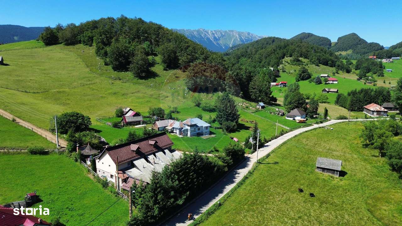 Pensiune de vânzare in vârf de munte la Ciocanu - lângă Sirnea - Imagine principală: 1/20