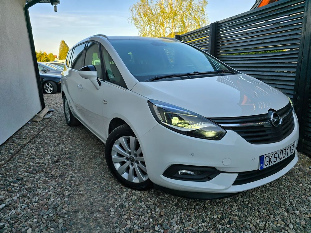 Opel Zafira C 2018