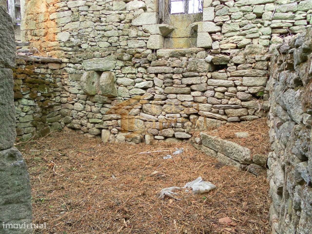 Moradia Rústica com Projecto-10