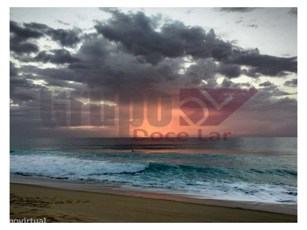 Apartamento T2+1 com Sótão a 350metros da praia de Sesimbra-34