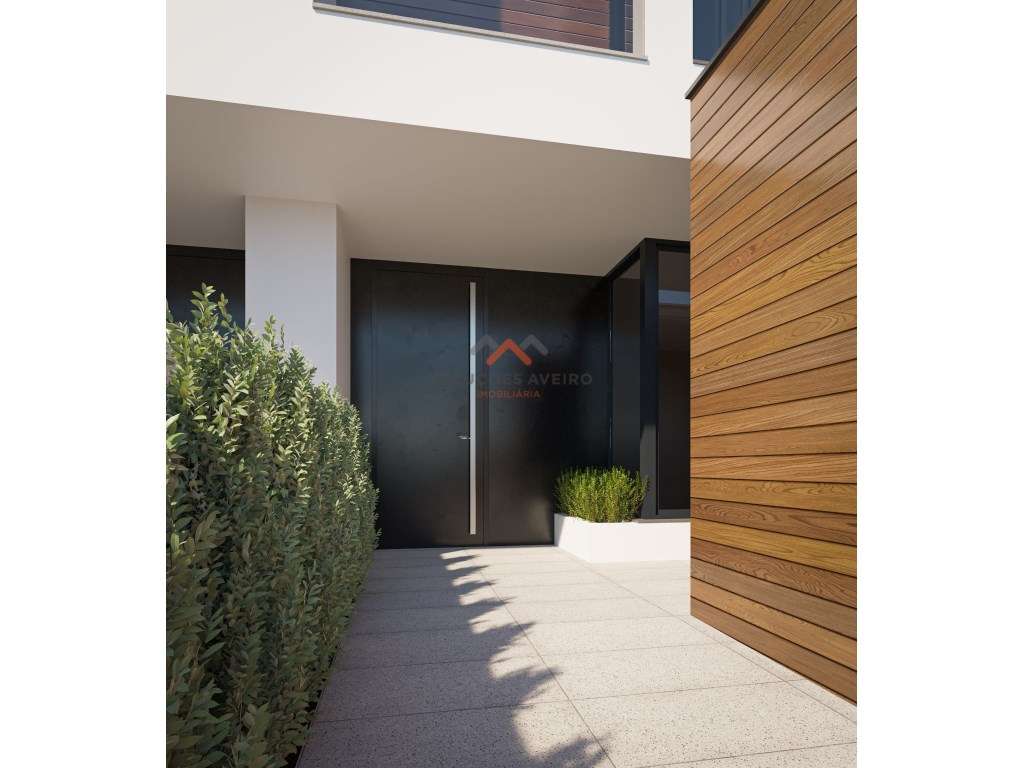 Moradia T4 em Aradas, a 1km das Glicinias! - Grande imagem: 4/13