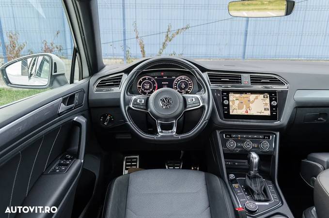 Volkswagen Tiguan - 14