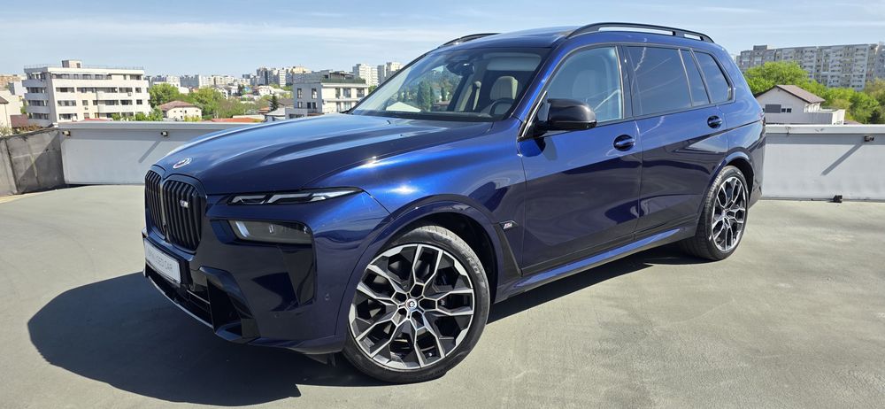 BMW X7 M60i xDrive AT MHEV 2022